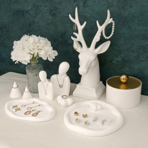 Featured decorative deer head  jewelry display stand necklace rack earrings ring ornament holders