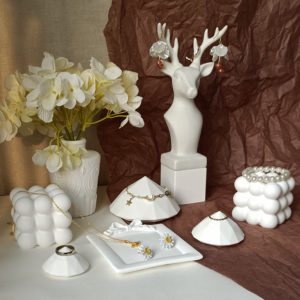 Featured decorative jewelry display props and stands